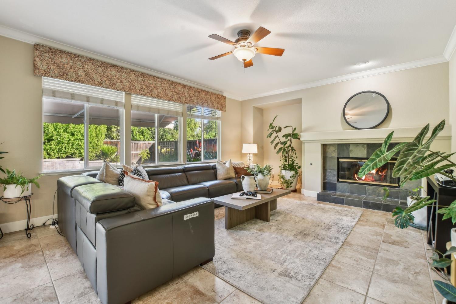 Kidder Way, Folsom, California image 8