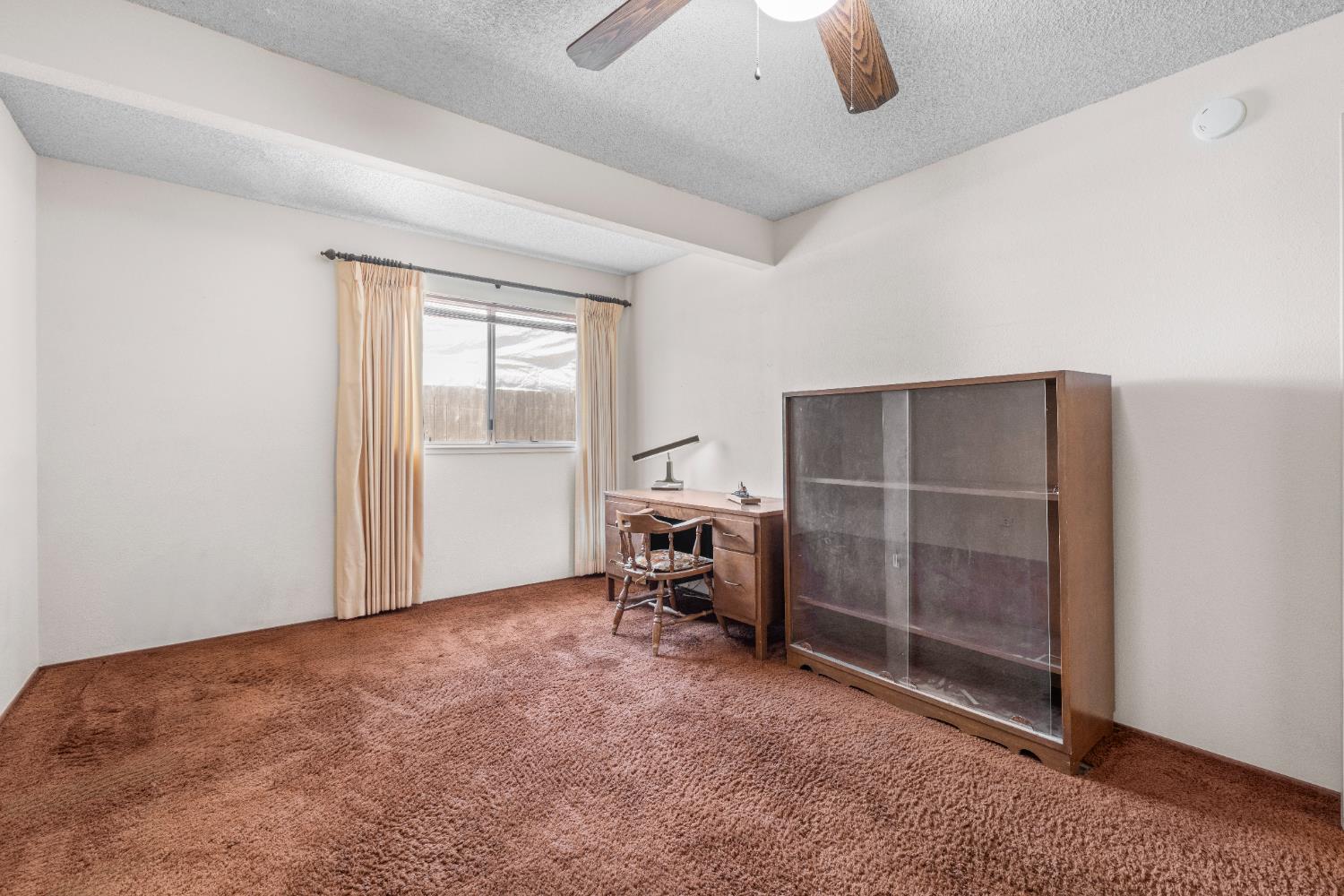 Contempo Drive, Sacramento, California image 13