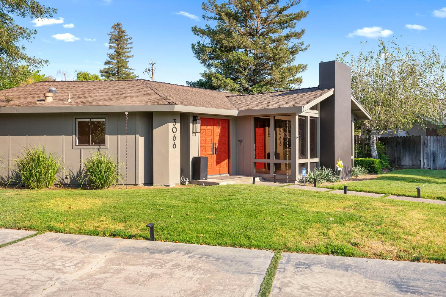 Detail Gallery Image 8 of 73 For 3066 Claret Cir, Atwater,  CA 95301 - 3 Beds | 2 Baths