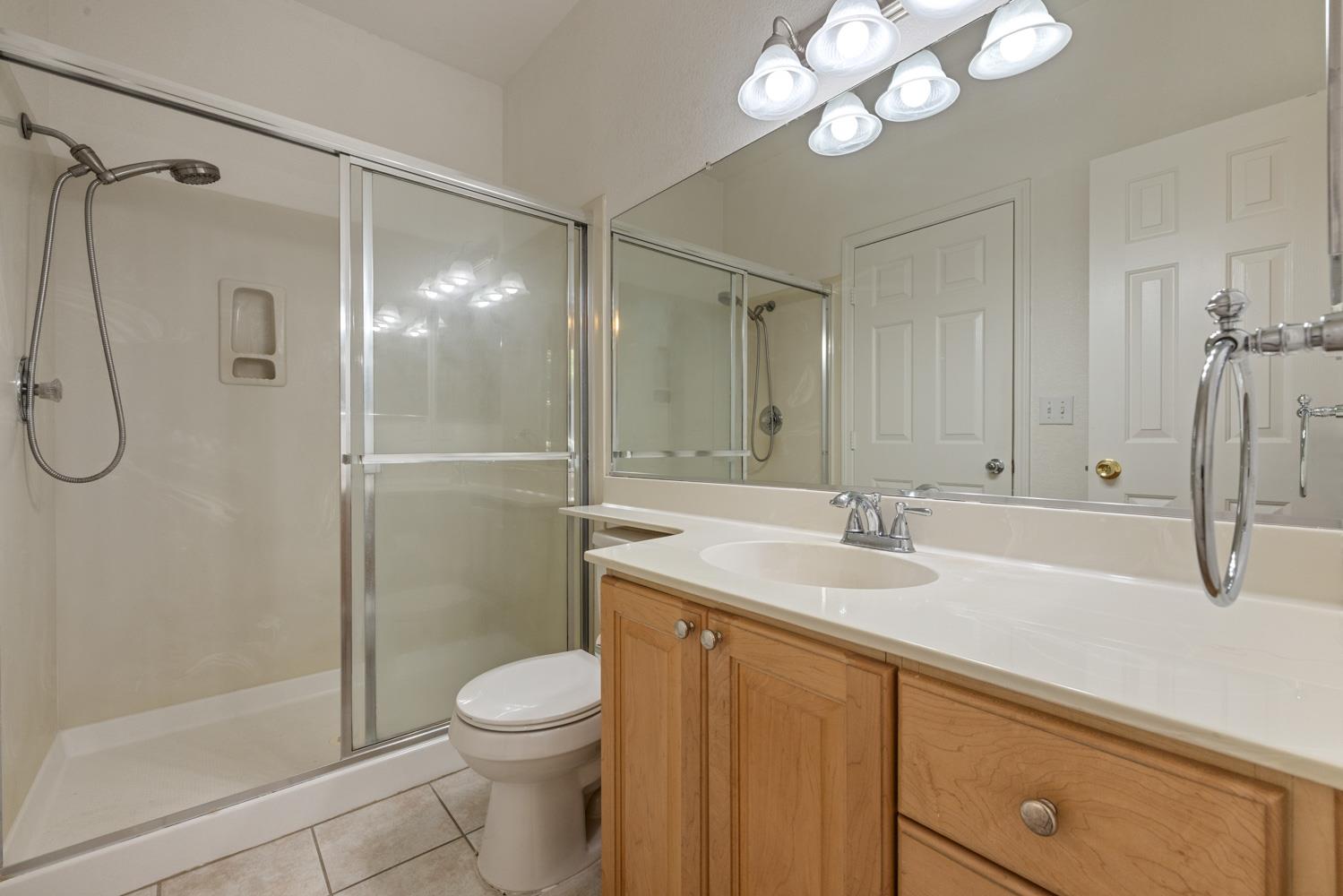 Meadowbrook Dr, Lodi, California image 15