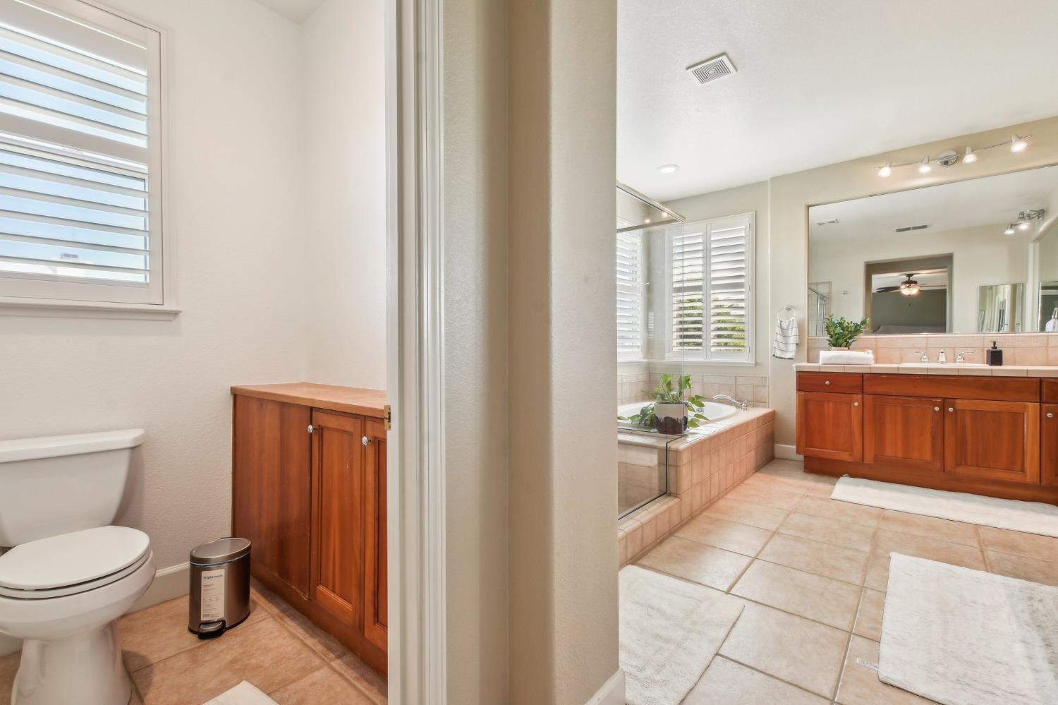Kidder Way, Folsom, California image 36