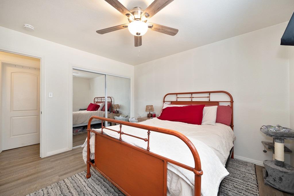 Ash Street, Roseville, California image 15