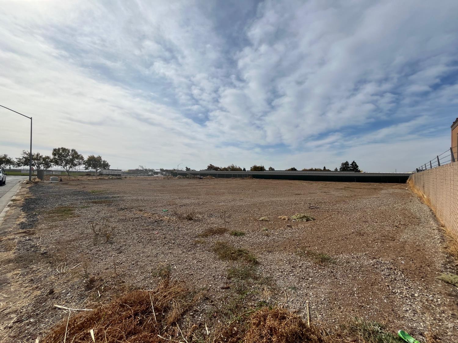Ackley Court, Oakdale, California image 6