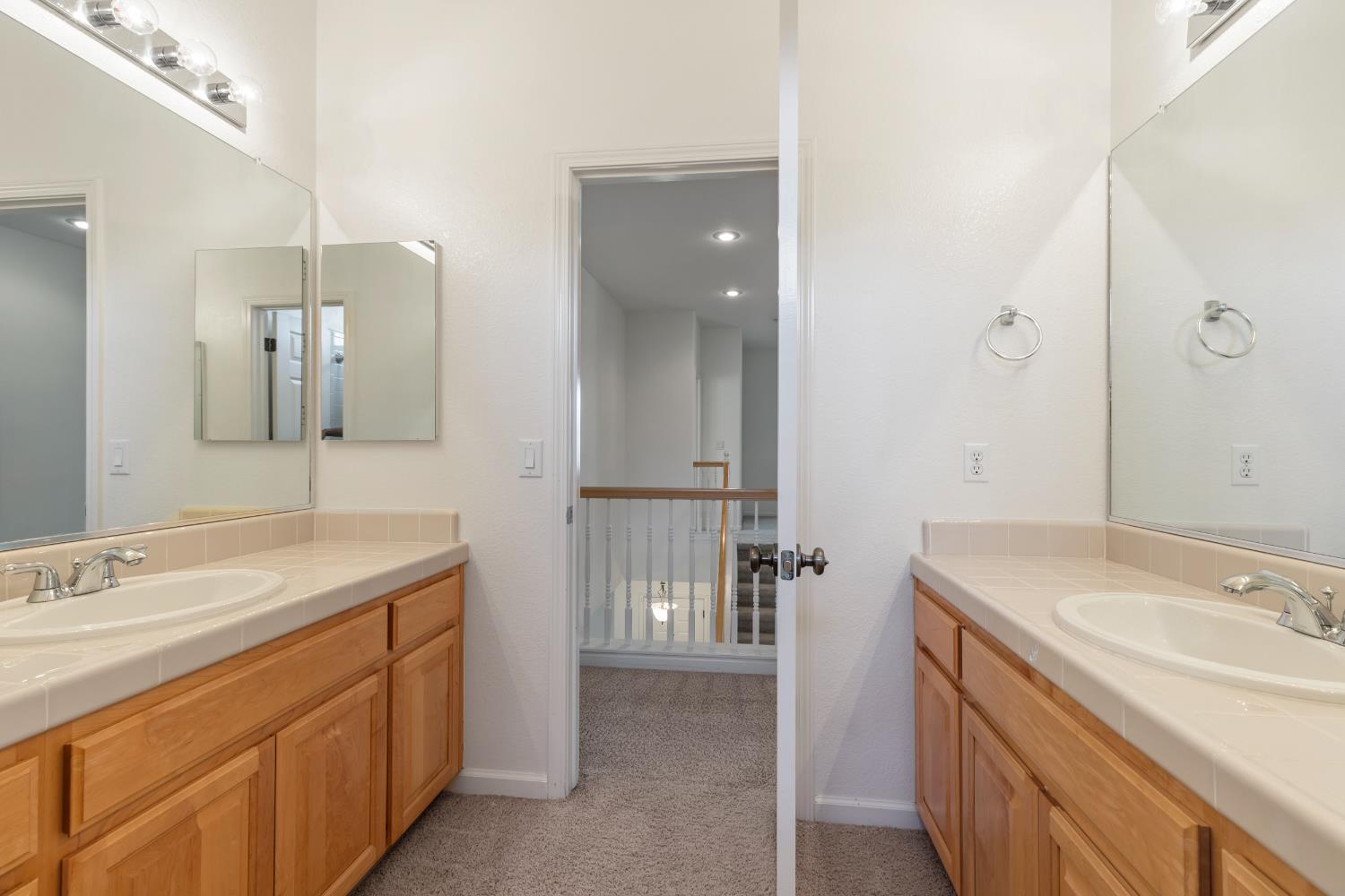 Savoie Way, Modesto, California image 32