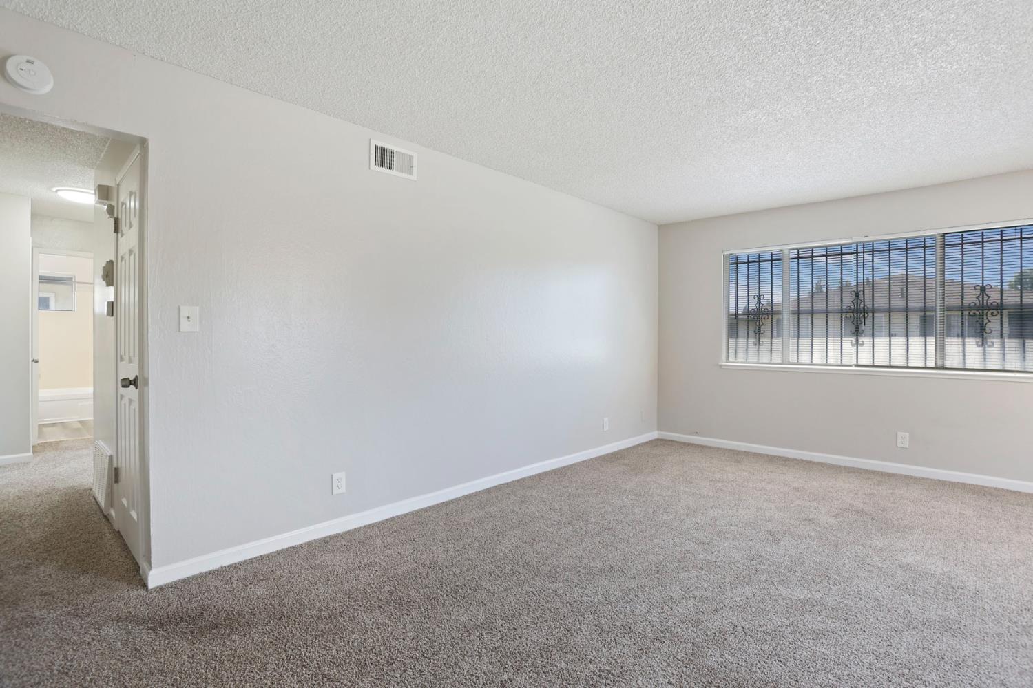 Pinetree Drive #4, Stockton, California image 7