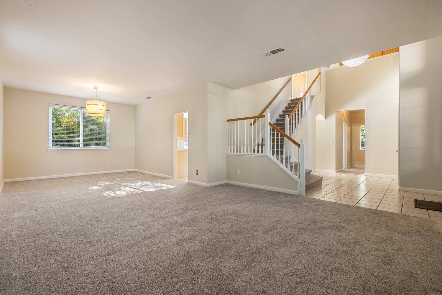 Meadowbrook Dr, Lodi, California image 8