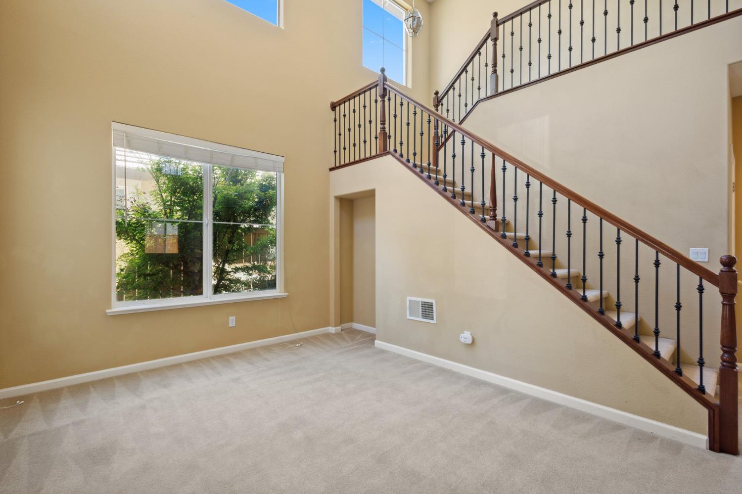 Sarazen Place, Patterson, California image 5
