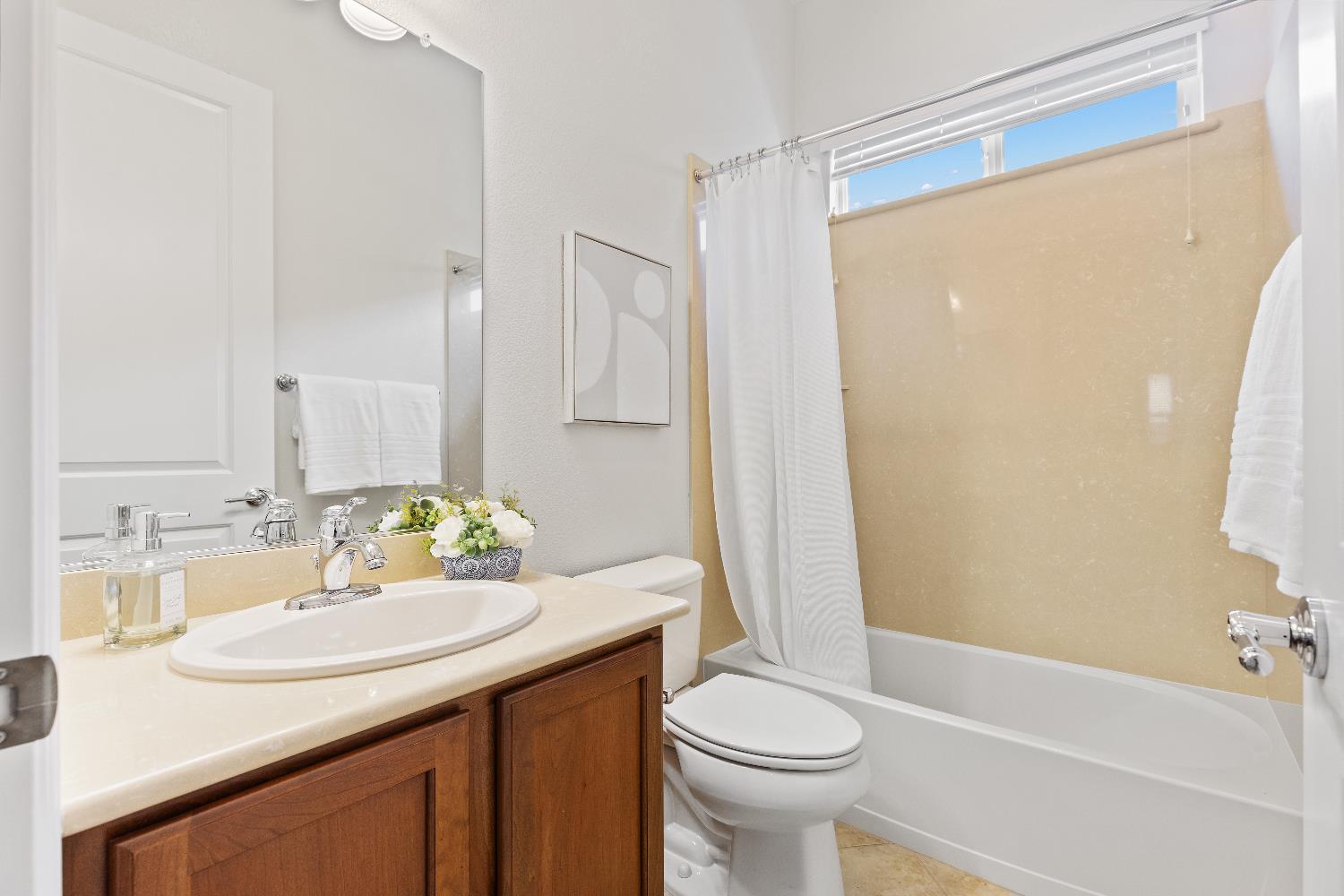 Harpford Drive, Roseville, California image 13