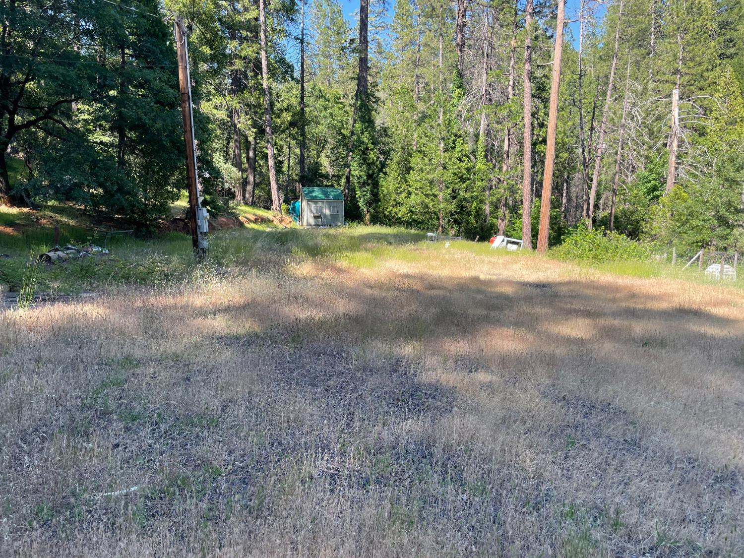 Hupp Coutolenc Rd, Magalia, California image 1
