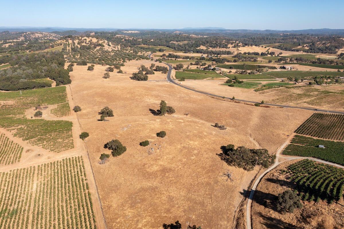 E Shenandoah Road, Plymouth, California image 24