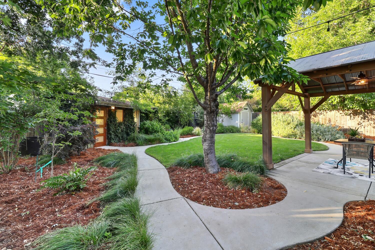 Esperanza Drive, Sacramento, California image 26