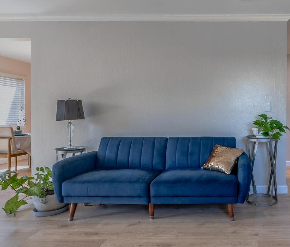 Laurel Avenue, Olivehurst, California image 9