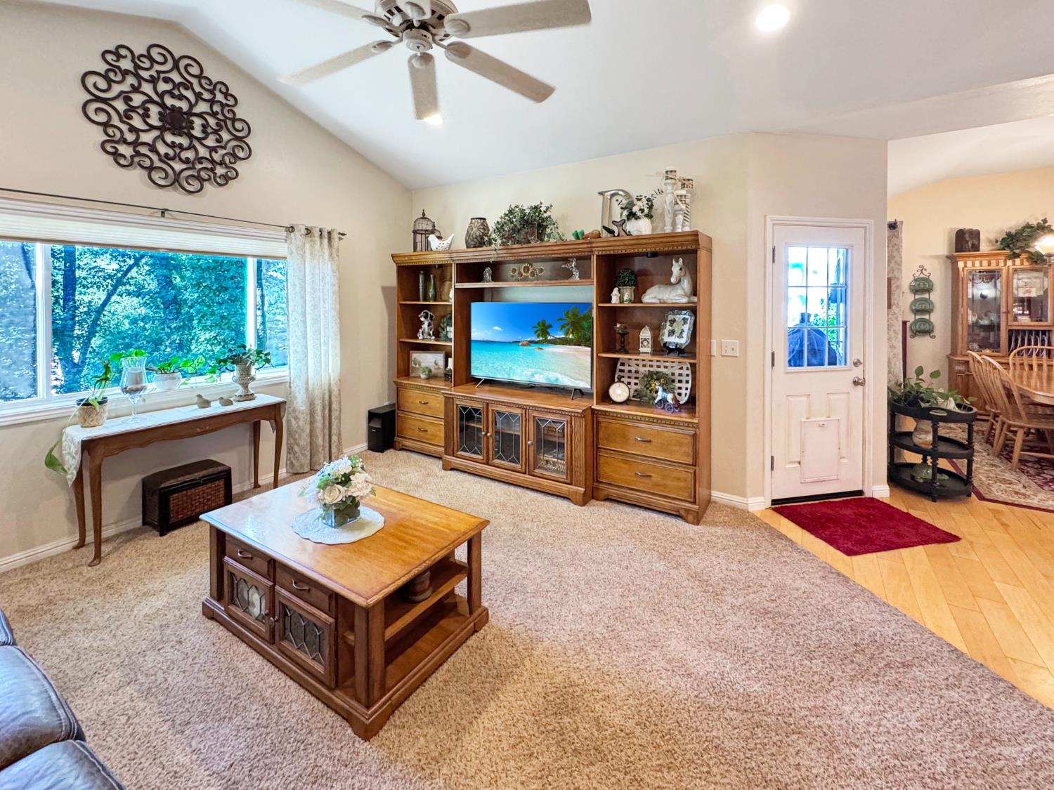 Upper Circle Drive, Grass Valley, California image 4