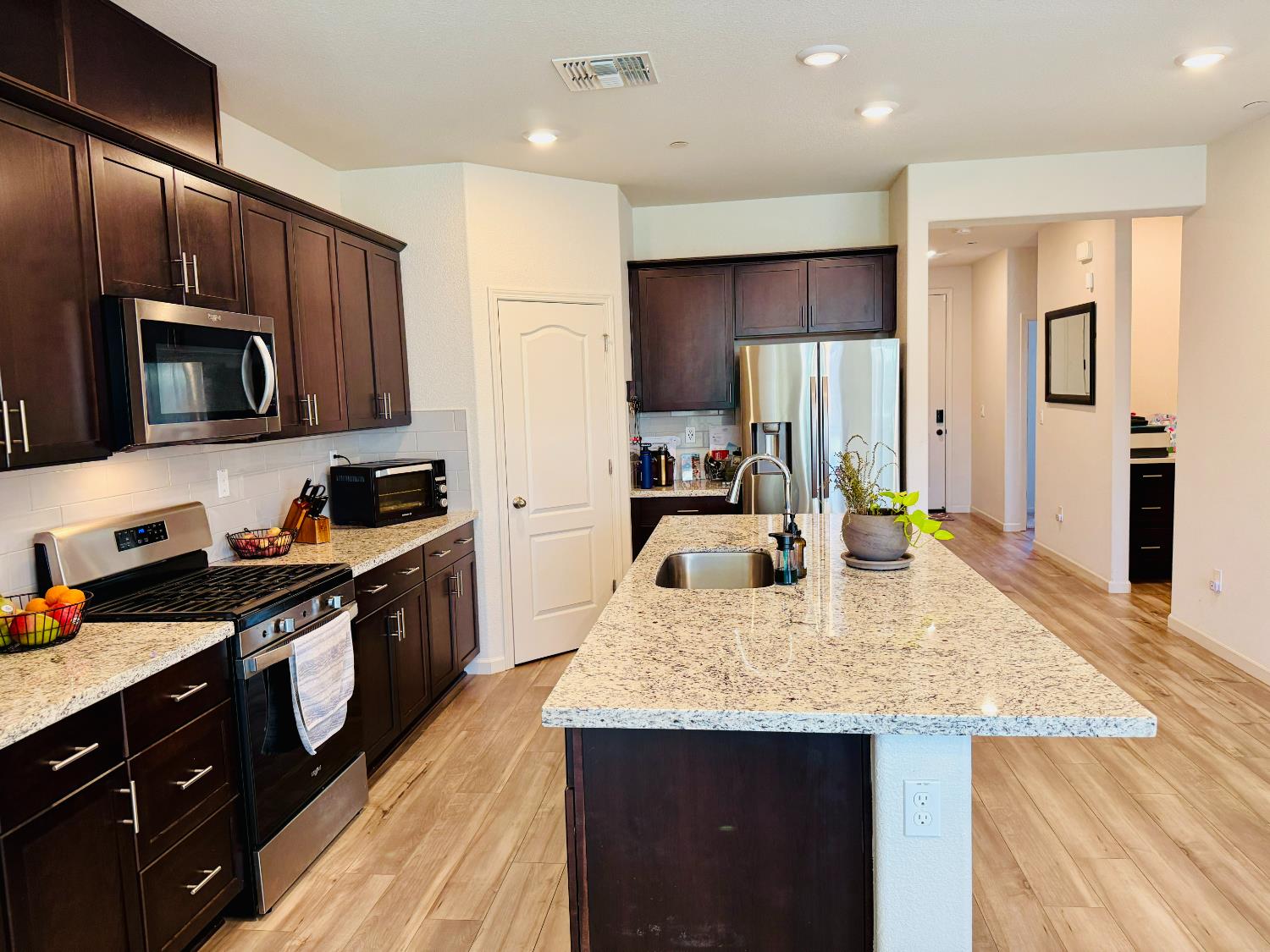 Berryessa Way, Olivehurst, California image 5