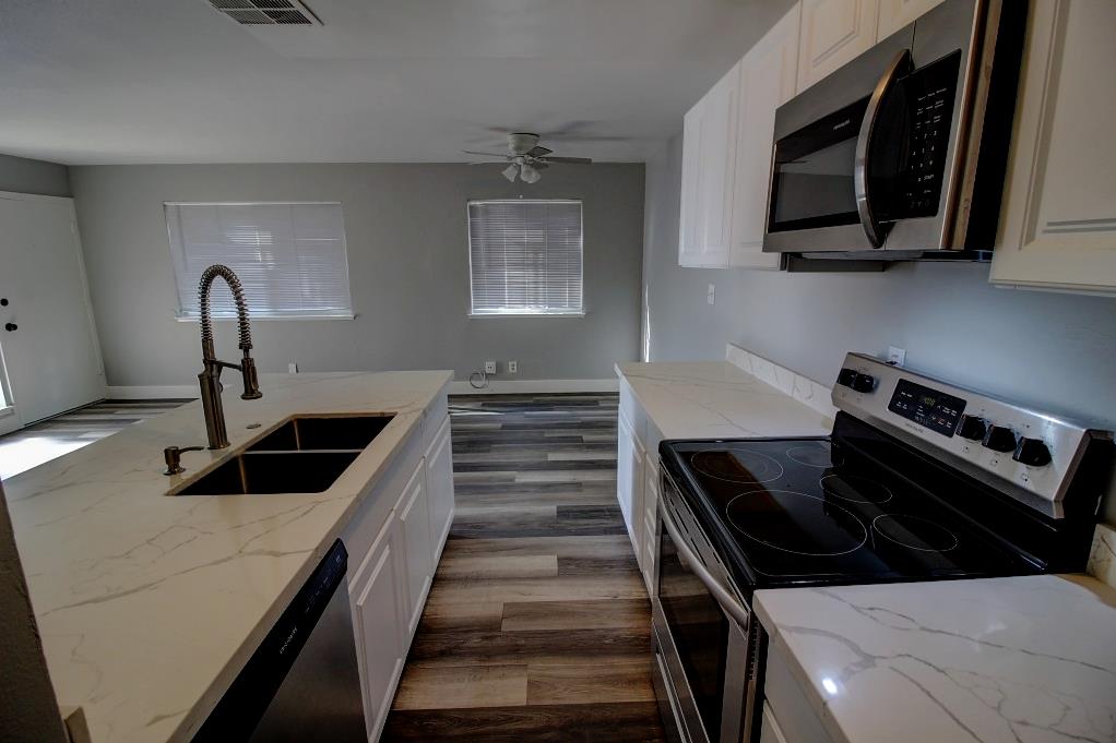 La Fresa Court #3, Sacramento, California image 12