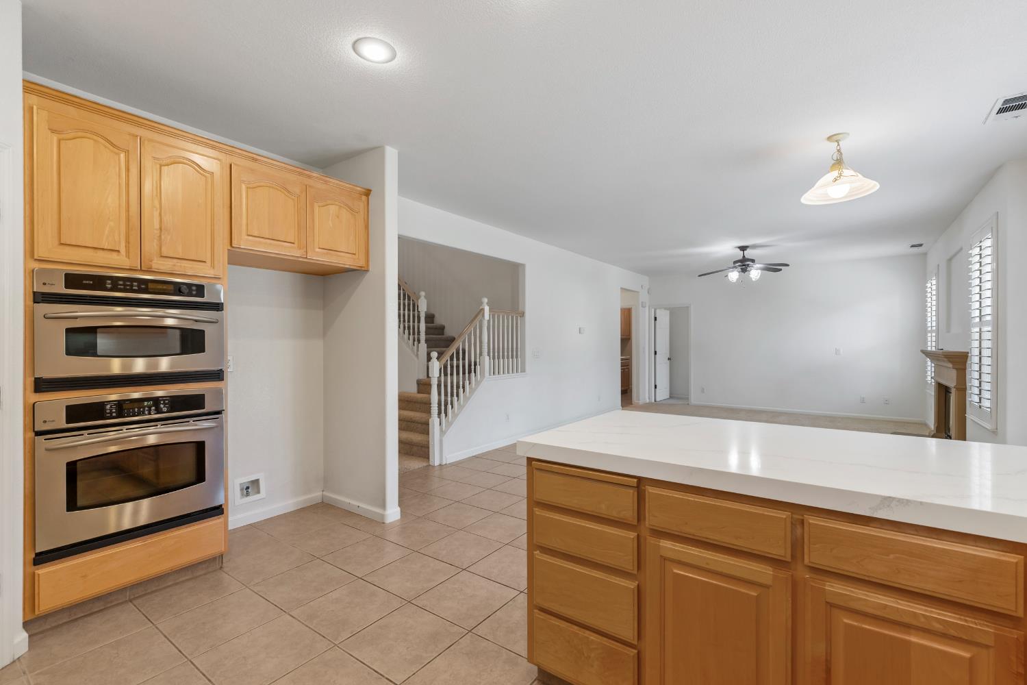 Savoie Way, Modesto, California image 14