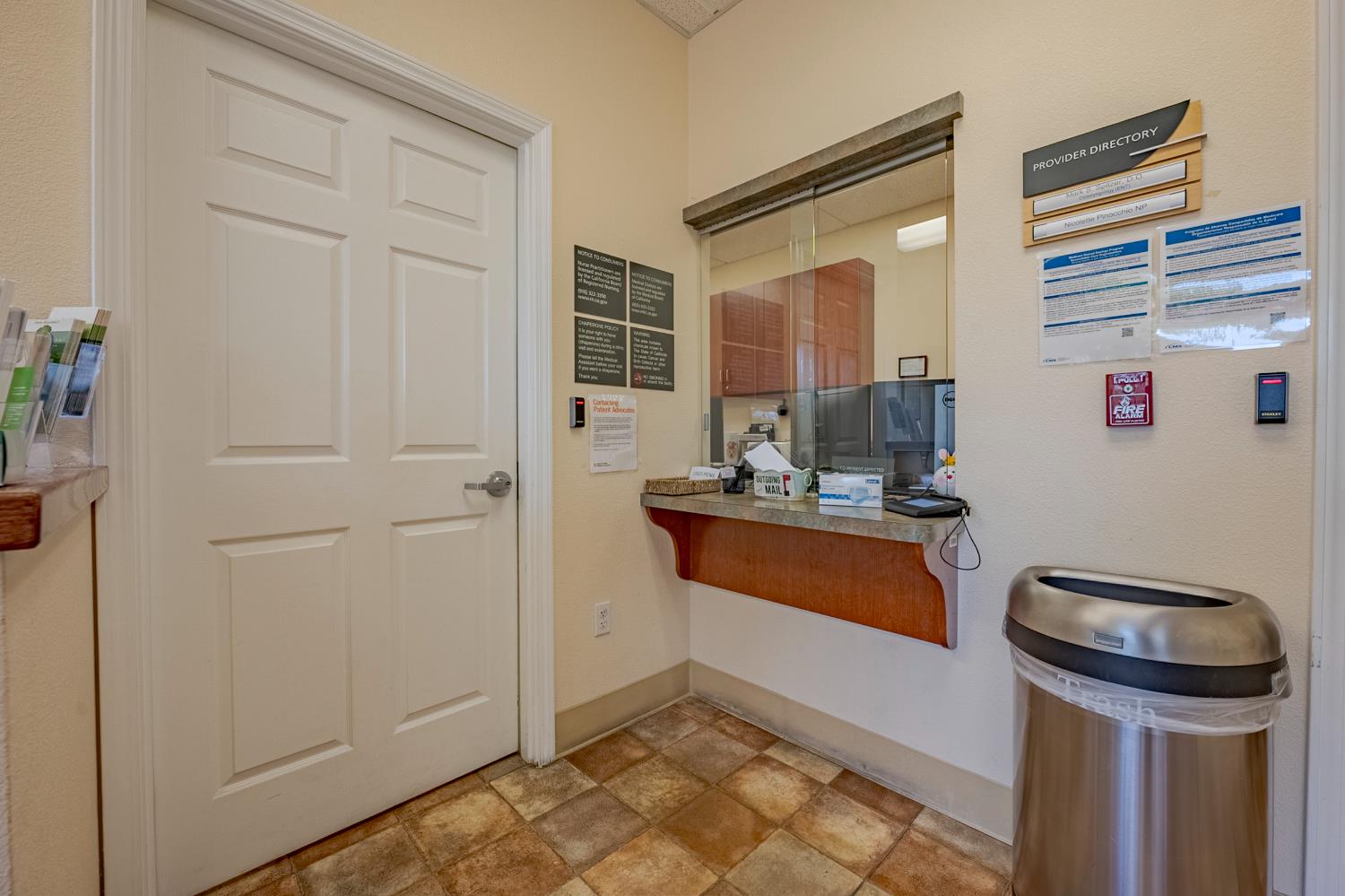 Detail Gallery Image 9 of 32 For 410 E Yosemite Ave #B,  Merced,  CA 95340 - – Beds | – Baths