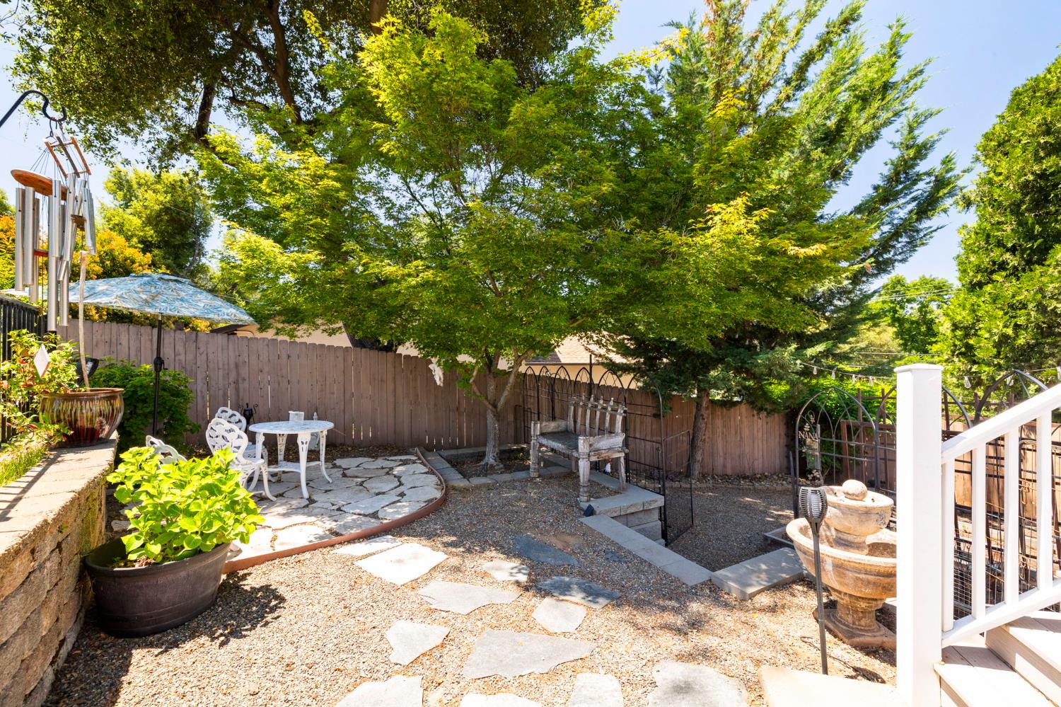 Danata Way, Sonora, California image 42