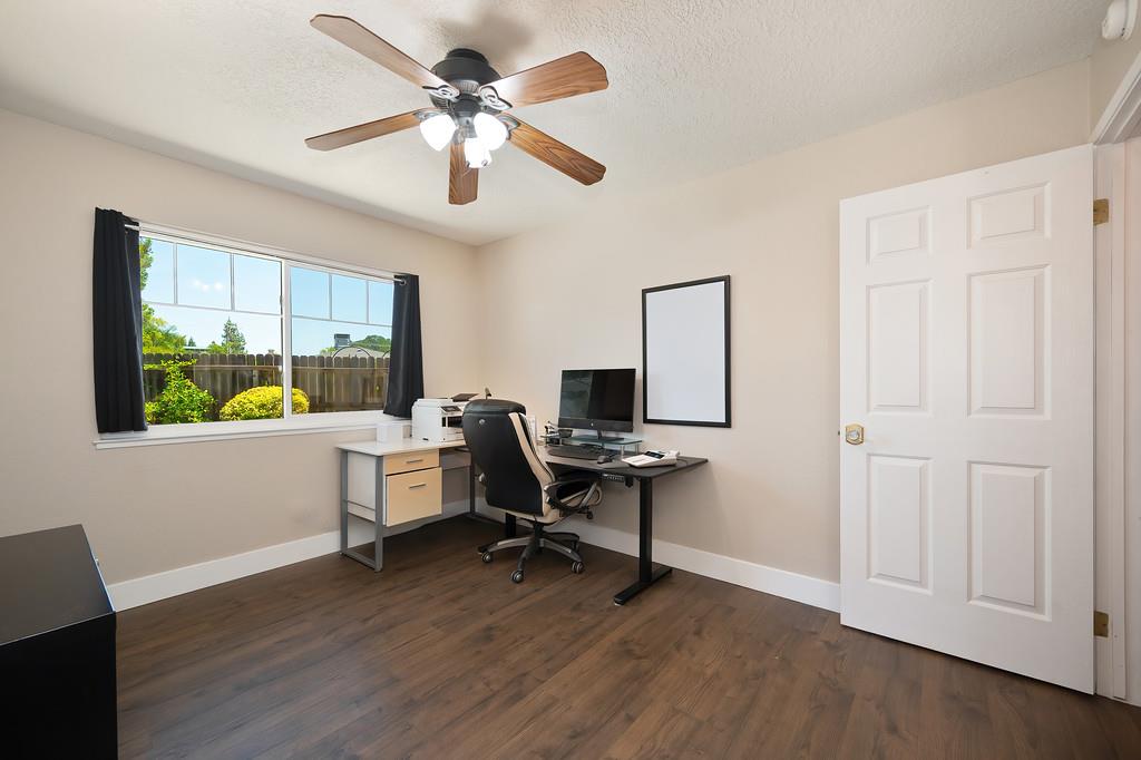 Mallard Lane, Roseville, California image 33