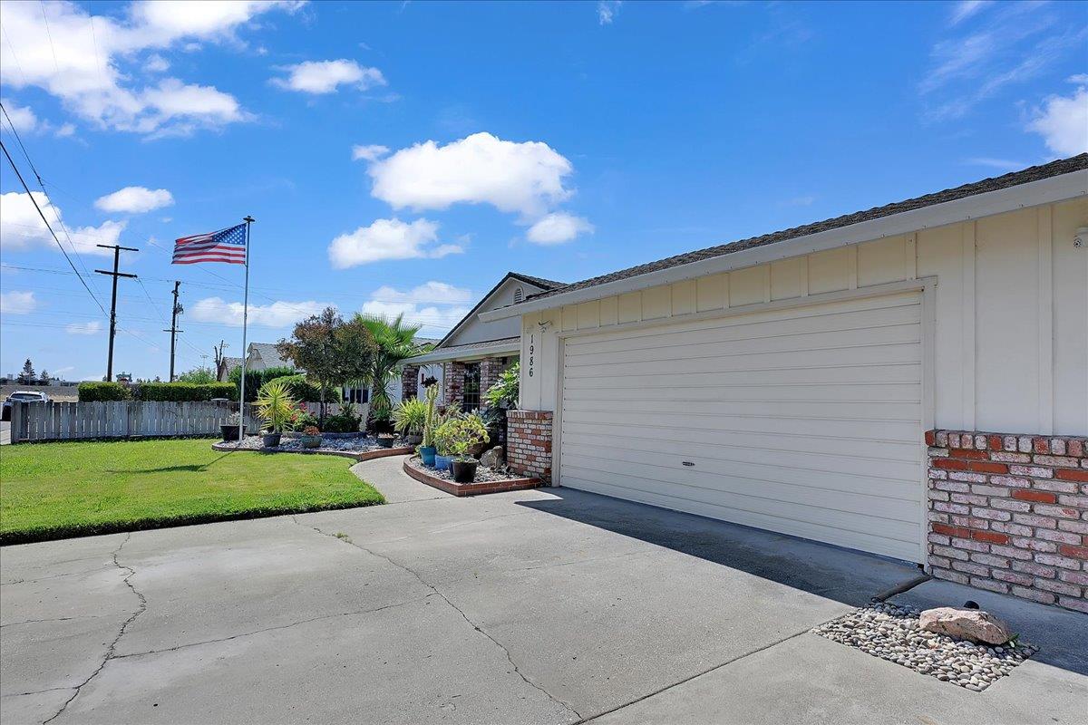 14th Street, Olivehurst, California image 5