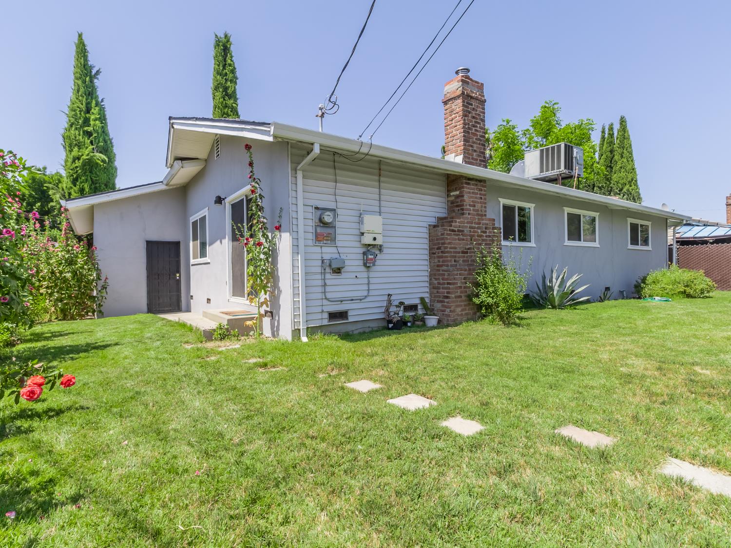 Laurel Avenue, Olivehurst, California image 41