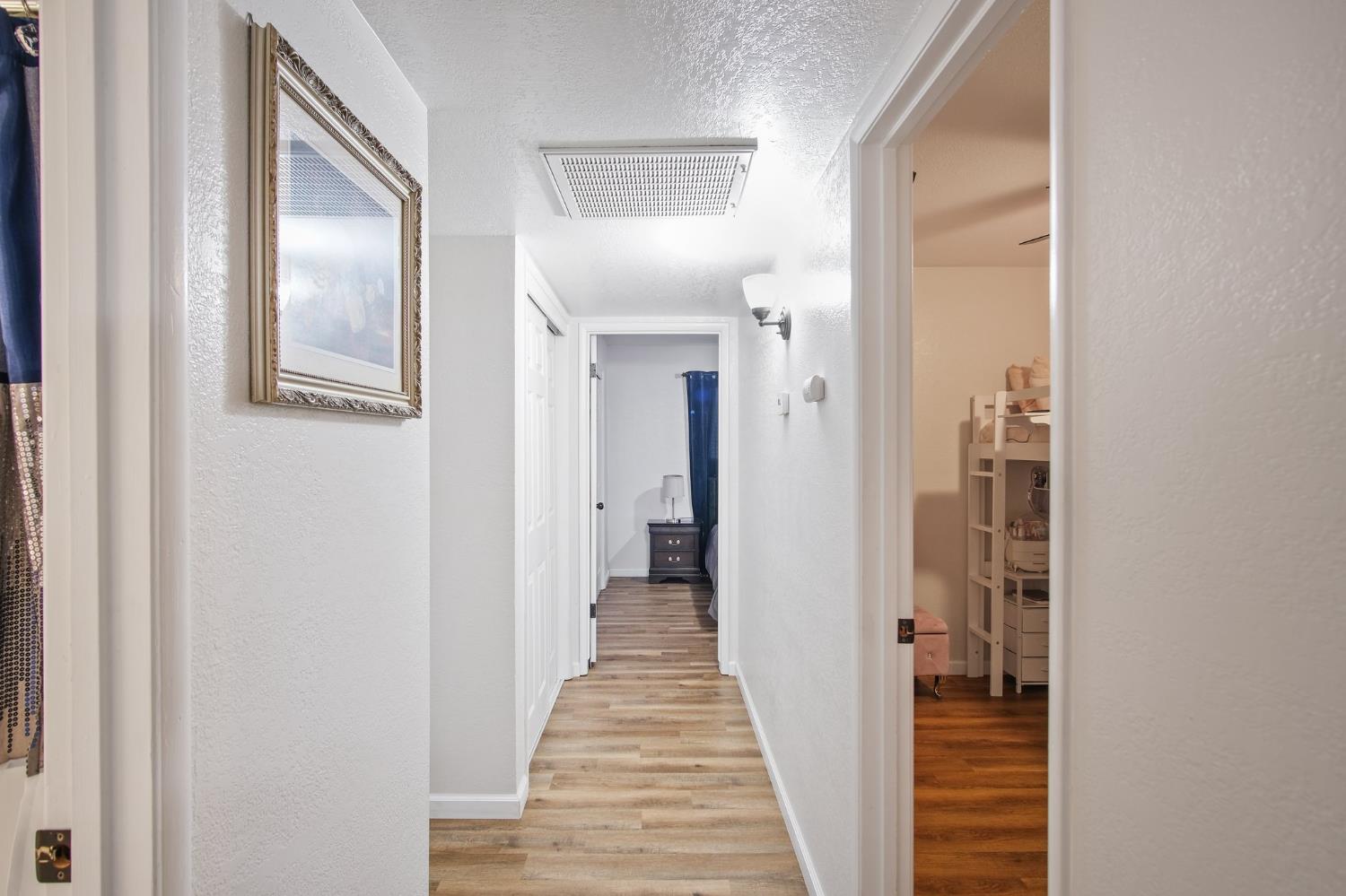 Detail Gallery Image 6 of 24 For 372 Terri Dr, Atwater,  CA 95301 - 3 Beds | 2 Baths
