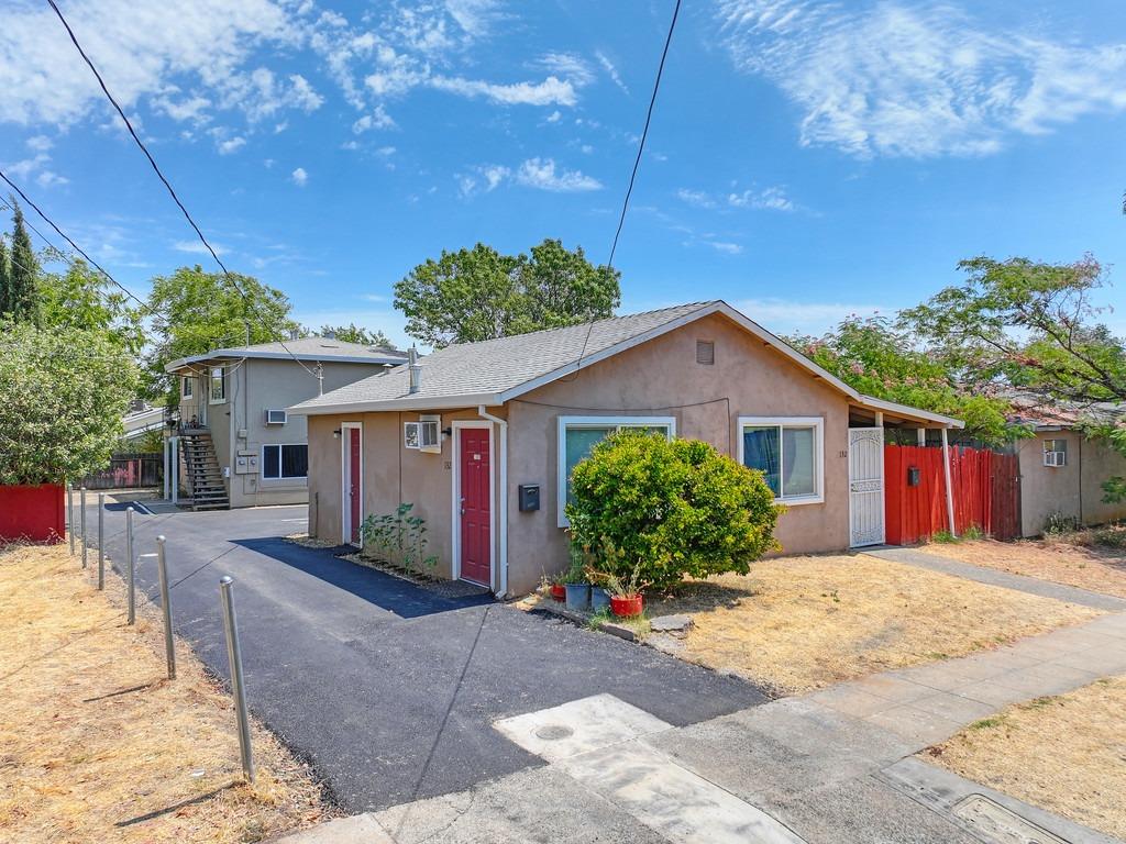 Ash Street, Roseville, California image 28