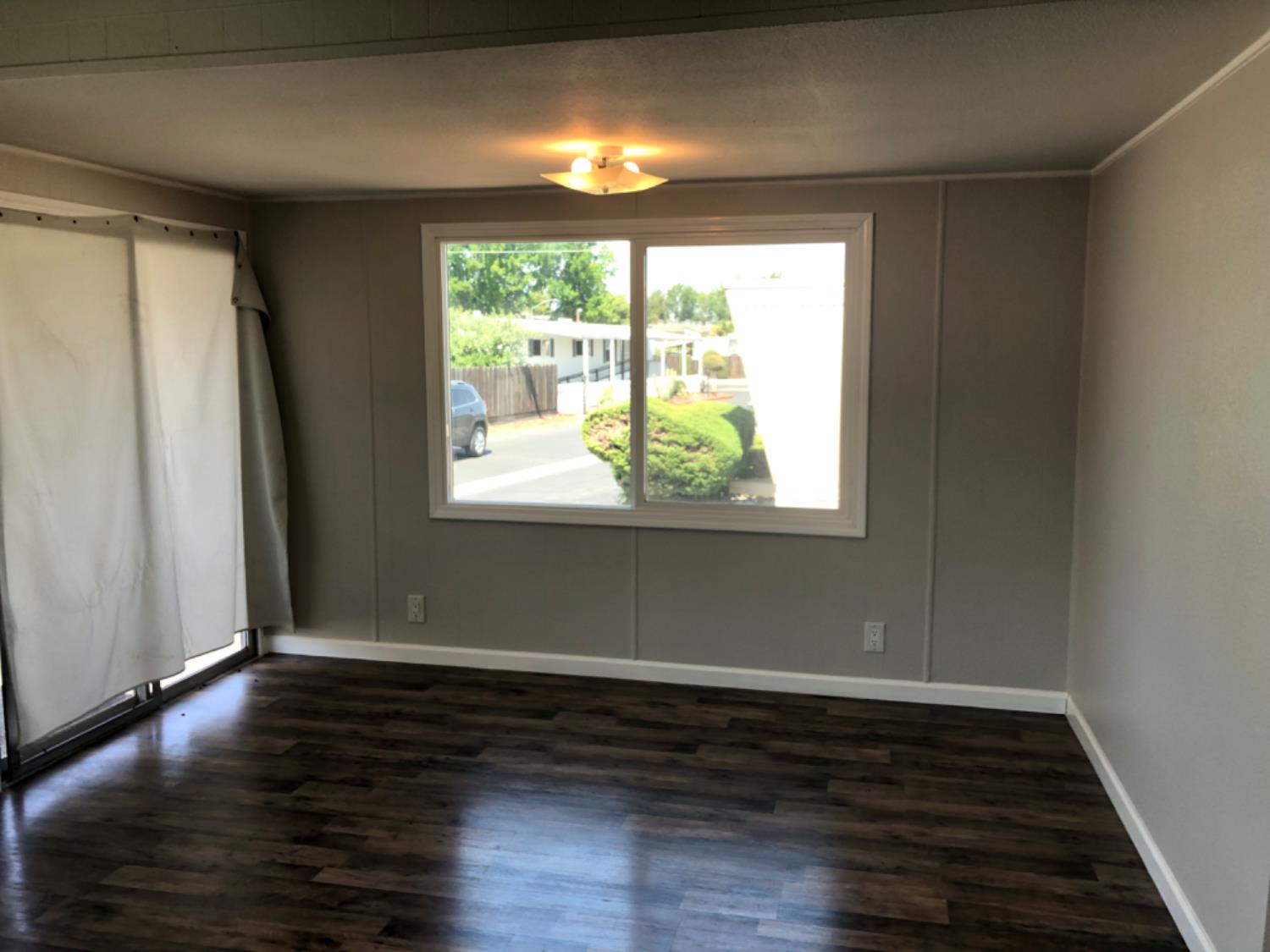 Detail Gallery Image 9 of 22 For 425 20th Century Blvd D3, Turlock,  CA 95380 - 1 Beds | 1 Baths