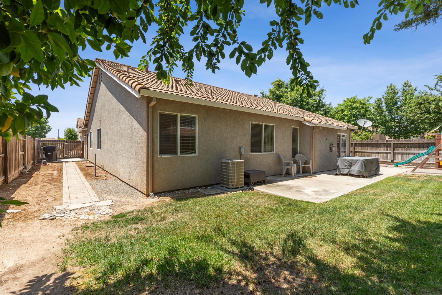 Omega Way, Modesto, California image 28