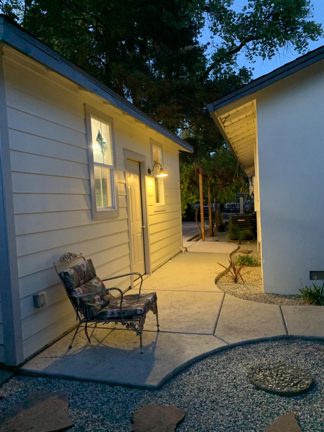 Waikiki Drive, Fair Oaks, California image 34