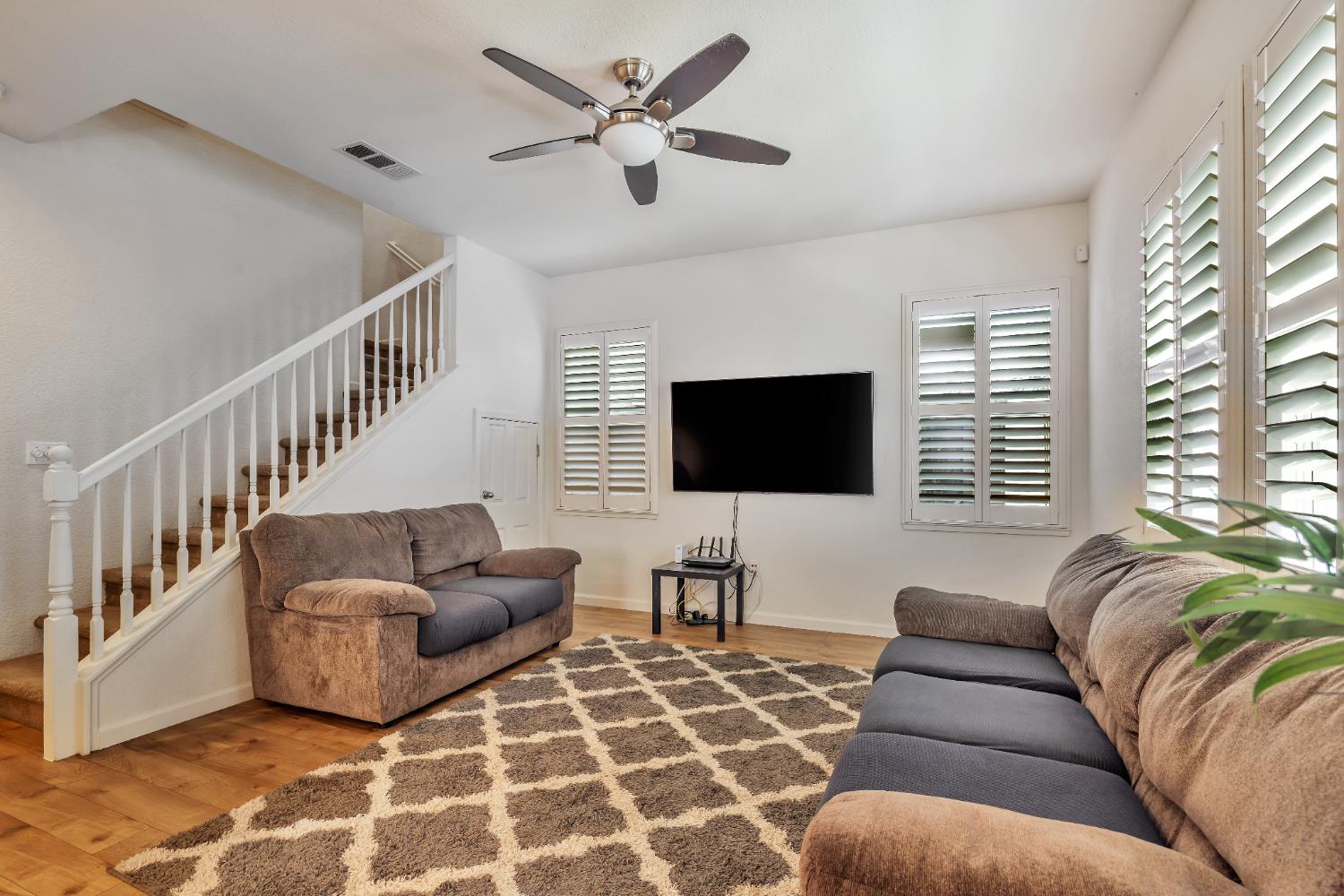 Greenleaf Street, Manteca, California image 7