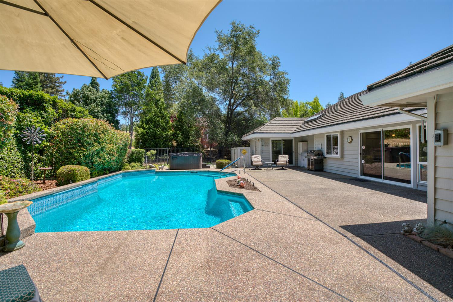 Guadalupe Drive, Rancho Murieta, California image 34