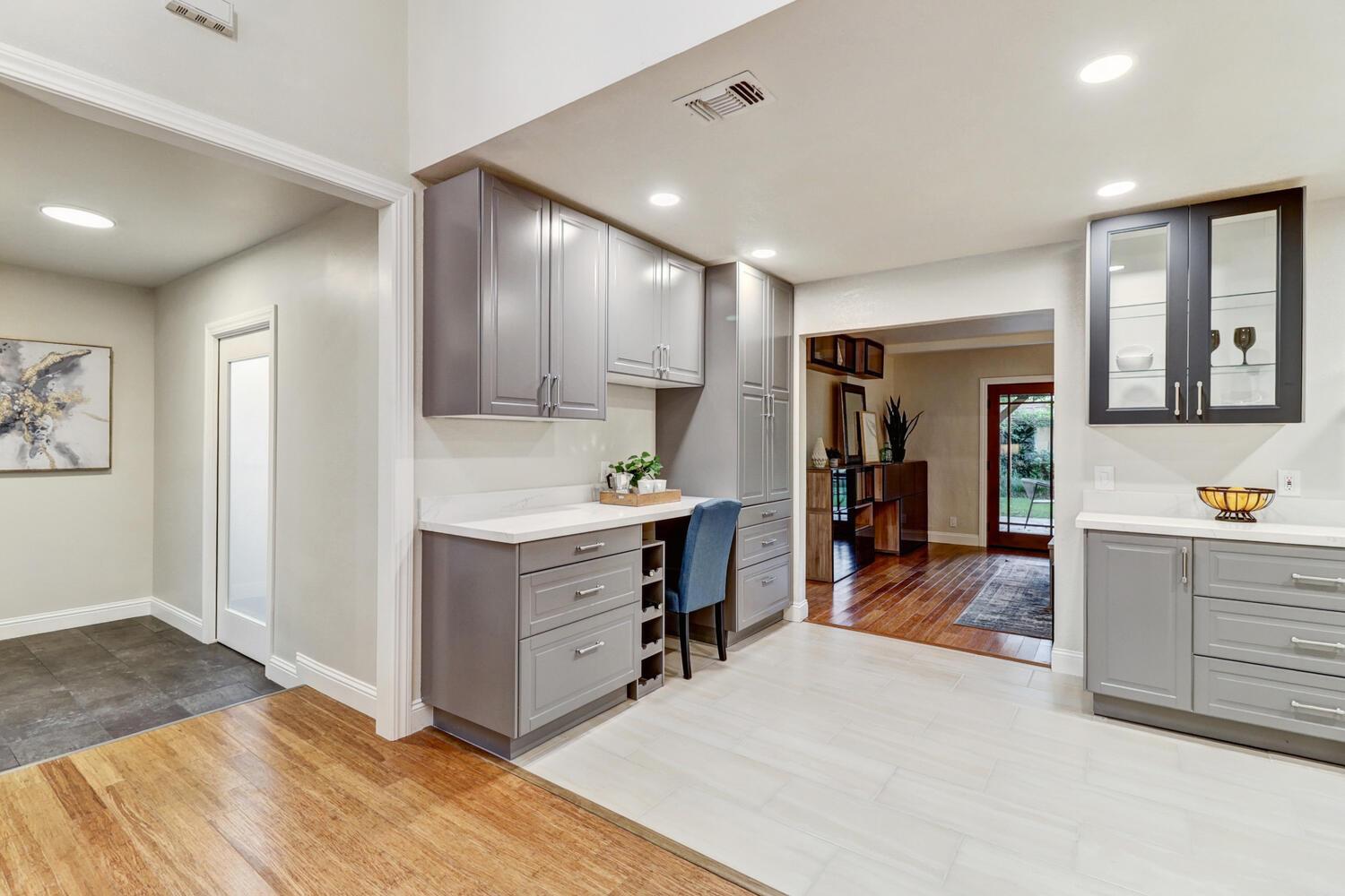Esperanza Drive, Sacramento, California image 17