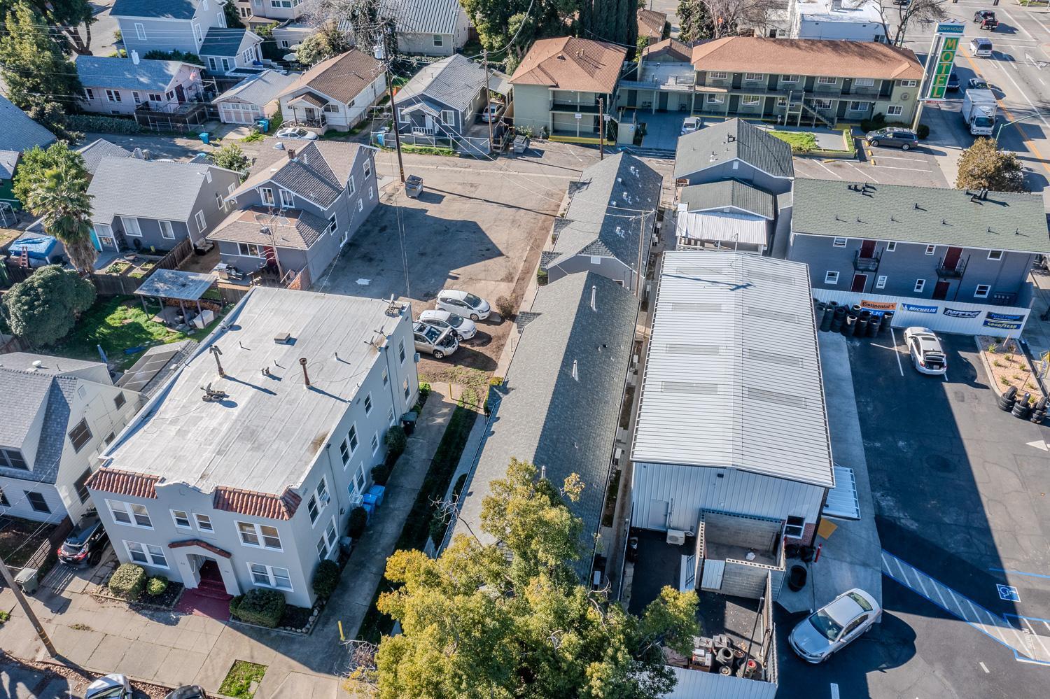 C And Oak Street, Marysville, California image 29