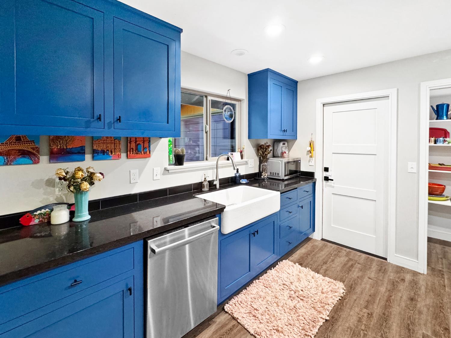 Kenwood Drive, Grass Valley, California image 7