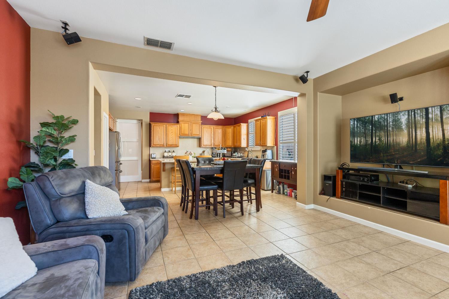 Southbridge Circle, Lincoln, California image 13