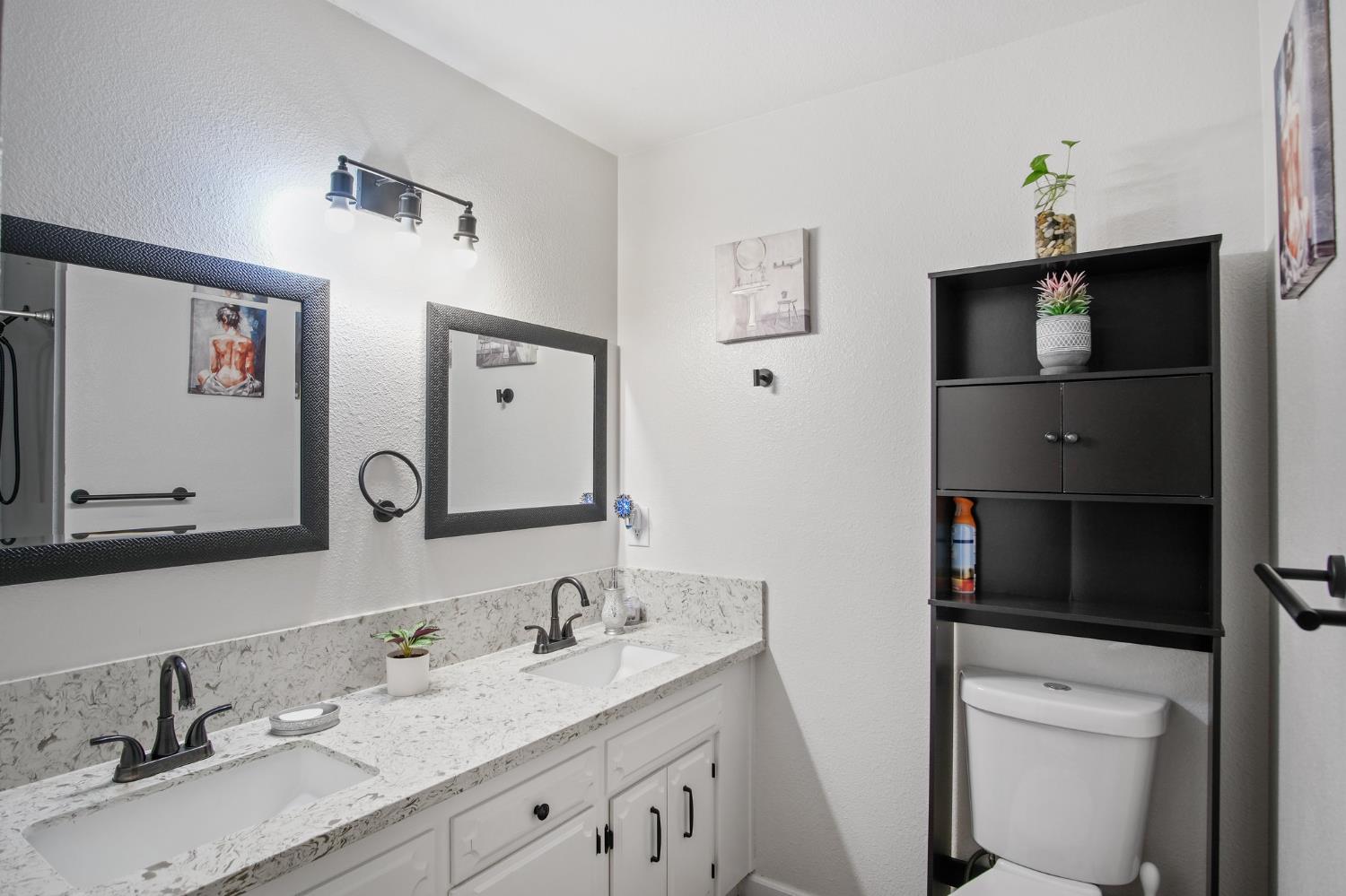 Detail Gallery Image 14 of 24 For 372 Terri Dr, Atwater,  CA 95301 - 3 Beds | 2 Baths