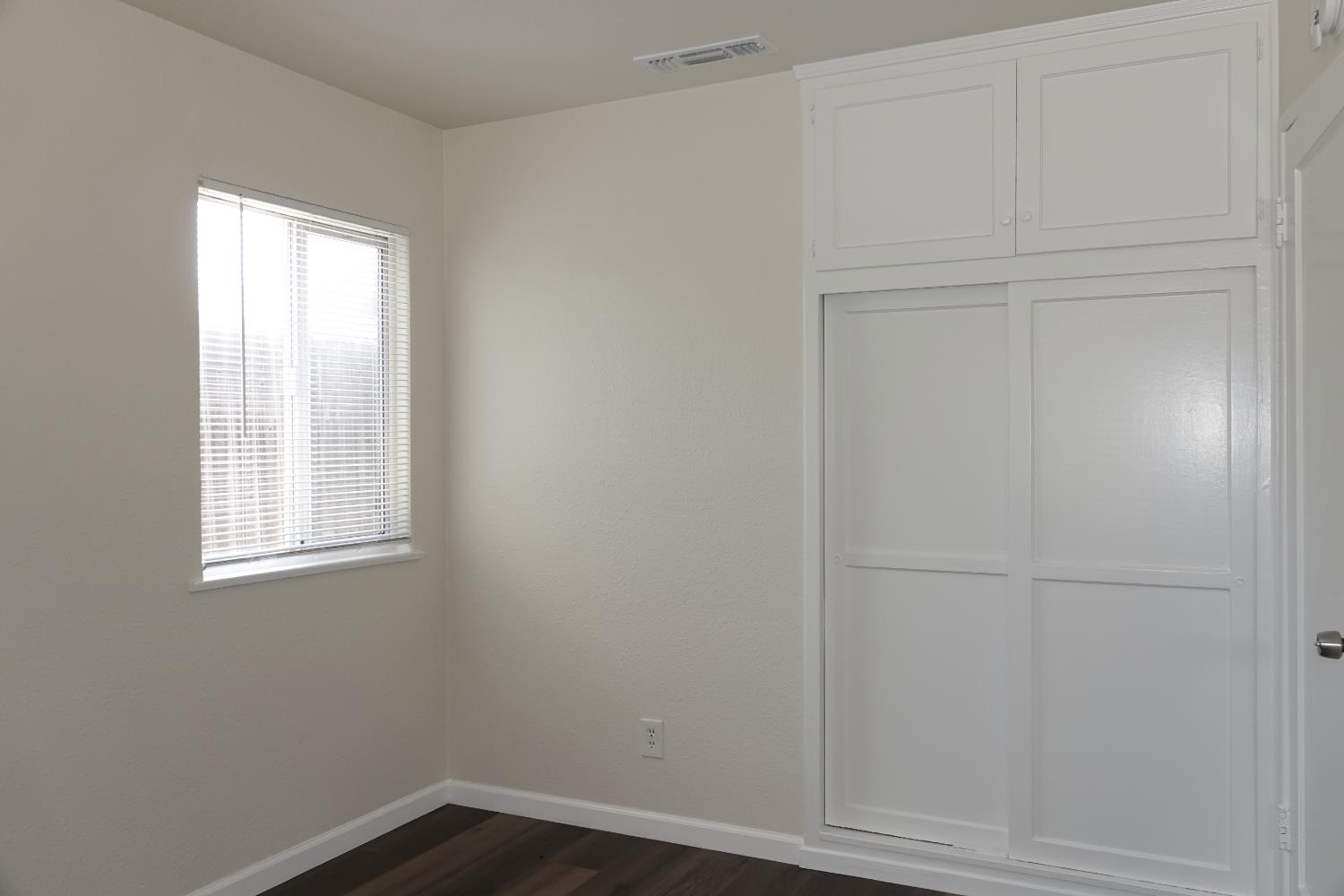 Hurley Way, Sacramento, California image 16