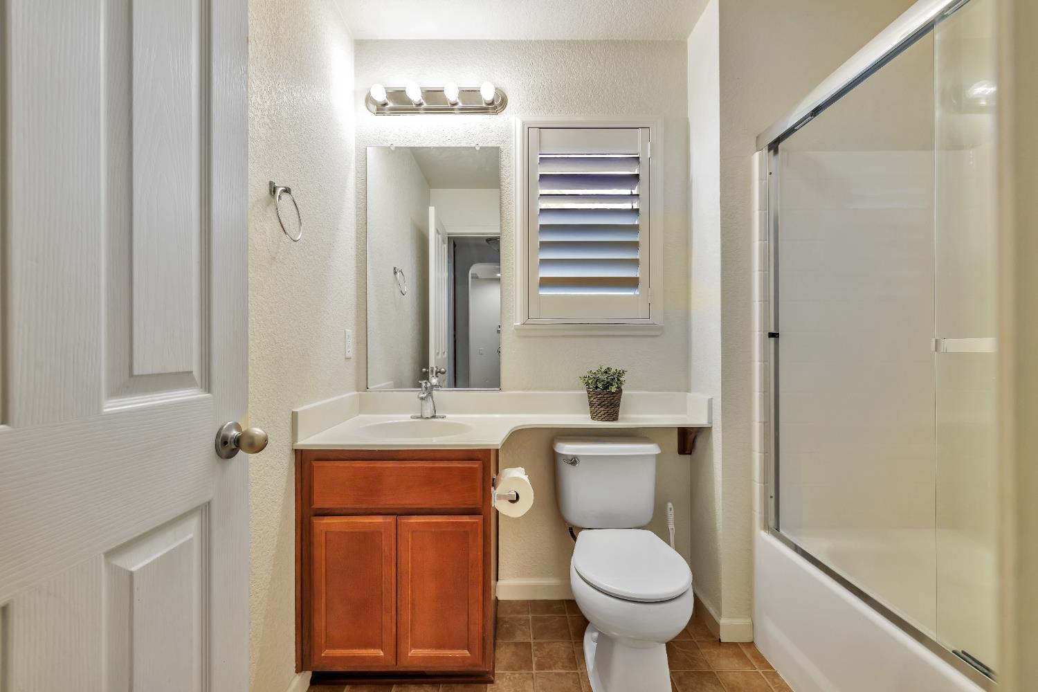 Greenleaf Street, Manteca, California image 21