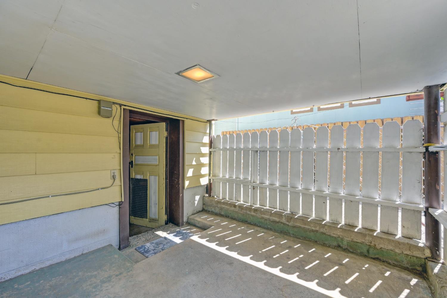 9th Avenue, Sacramento, California image 36