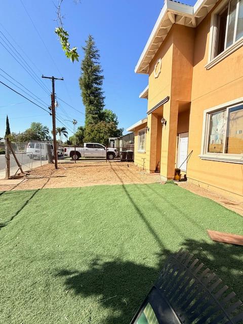 Mendocino Boulevard, Sacramento, California image 1