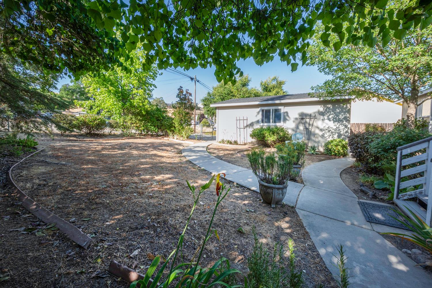 Lakeview Drive, Ione, California image 10