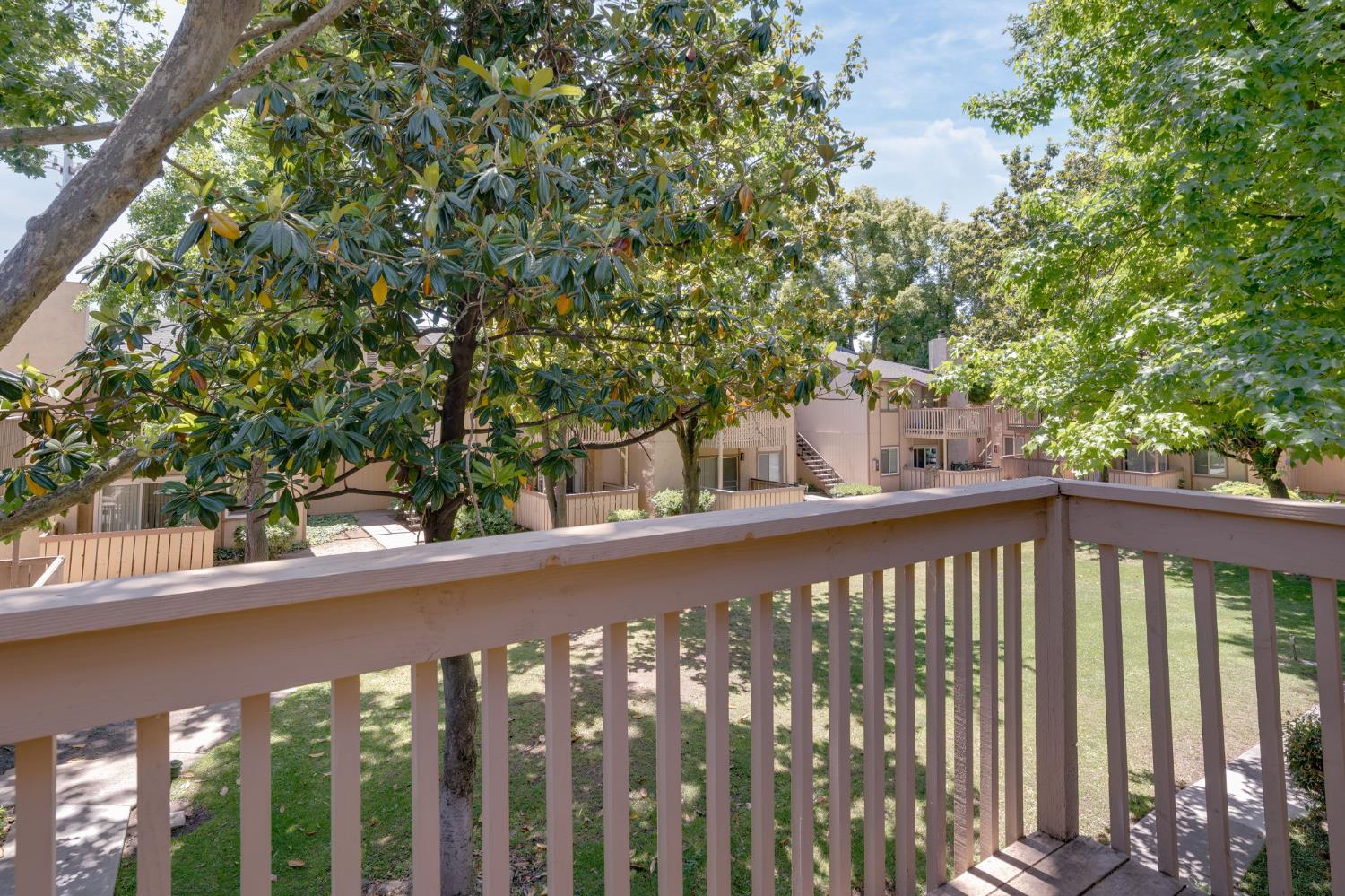 SW Northbank #48, Stockton, California image 3