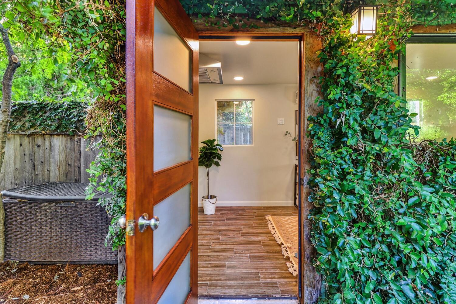 Esperanza Drive, Sacramento, California image 30