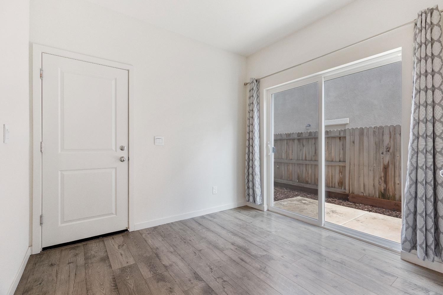 Cumberland Drive, Roseville, California image 11