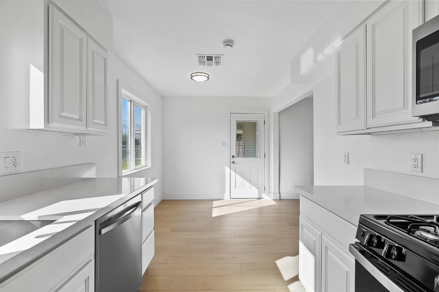 Chase Drive, Rancho Cordova, California image 15