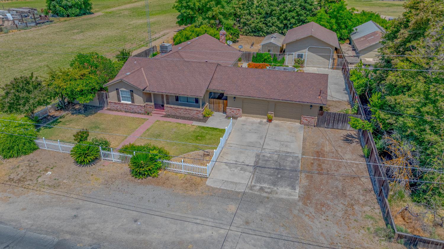 Brier Road, Turlock, California image 8