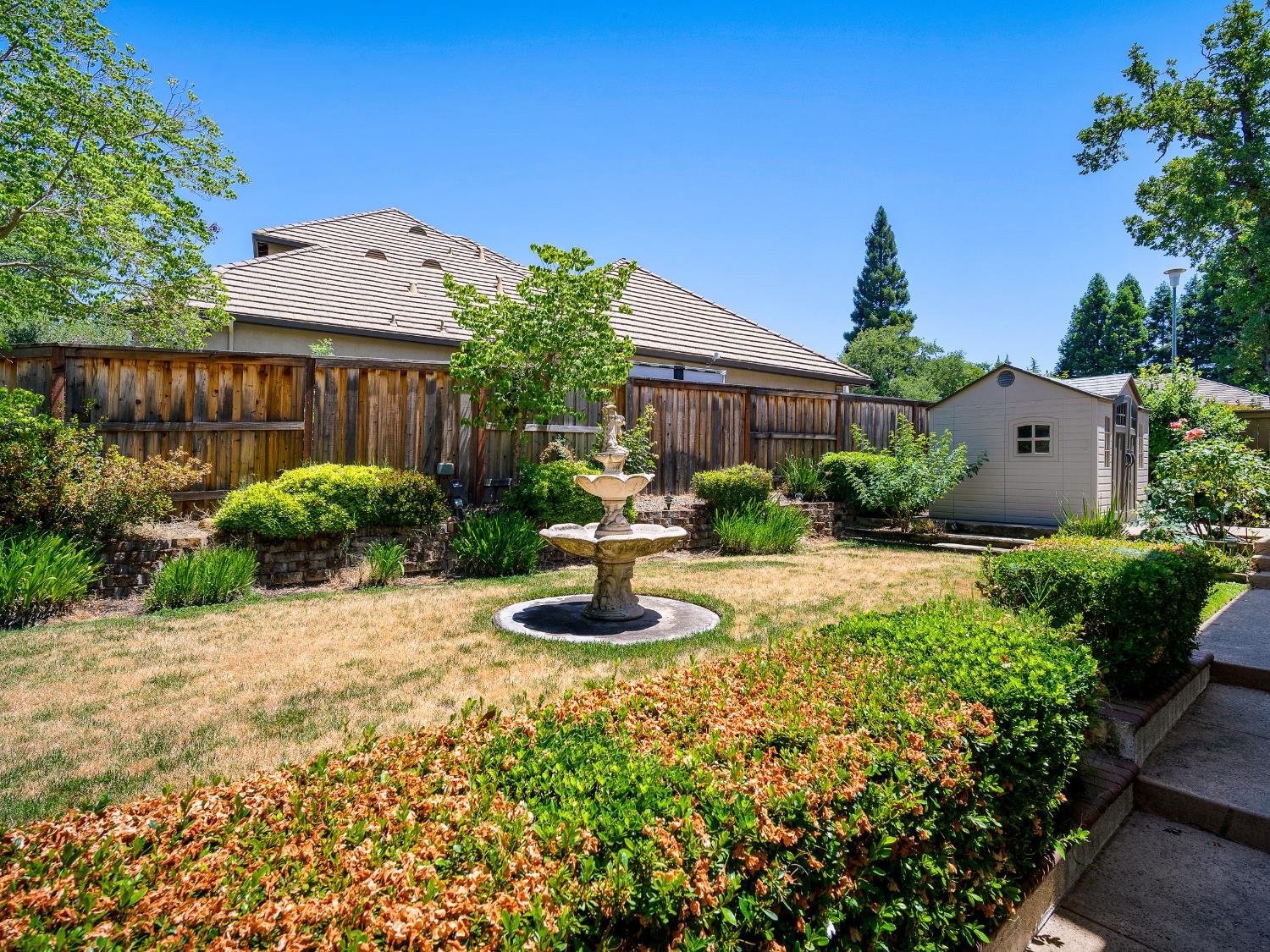 Feather Falls Circle, Folsom, California image 24