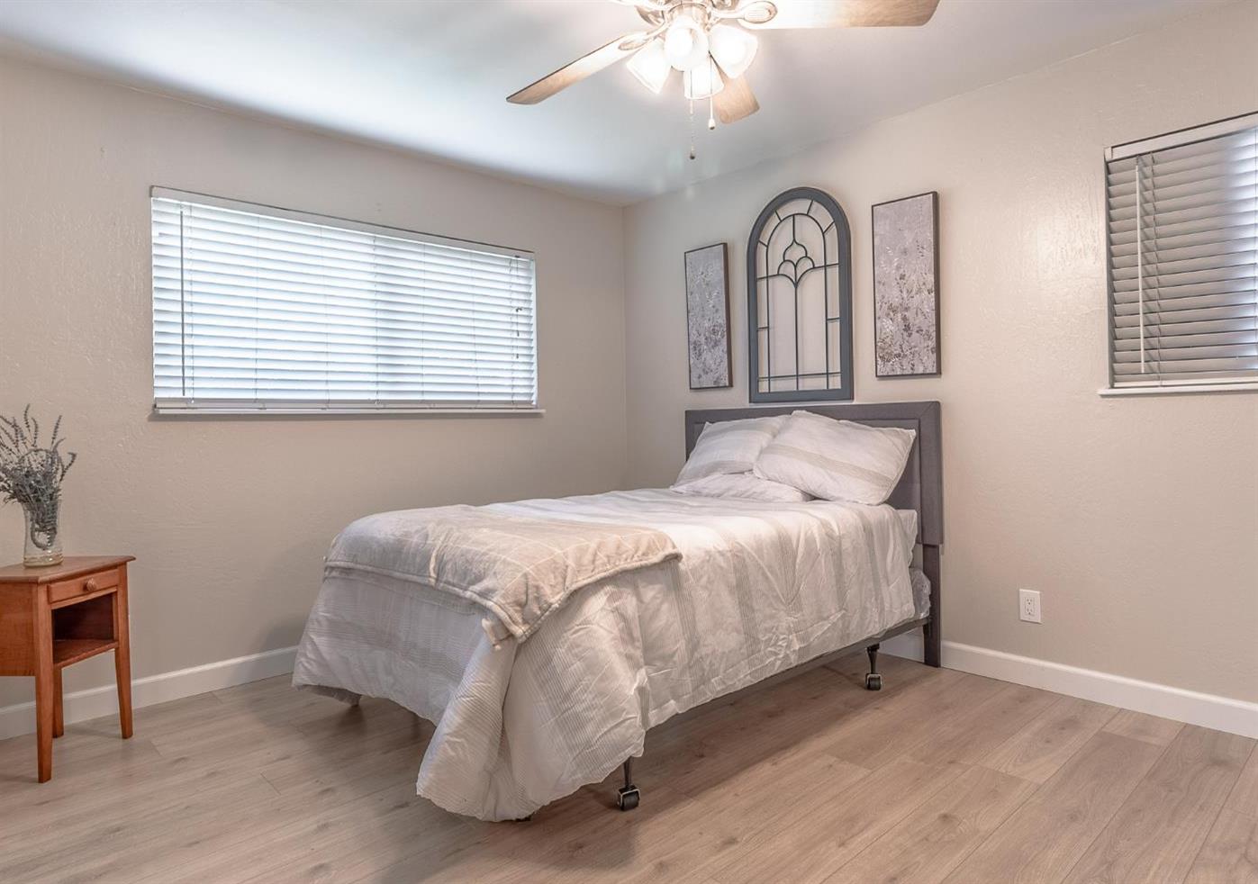 Laurel Avenue, Olivehurst, California image 18