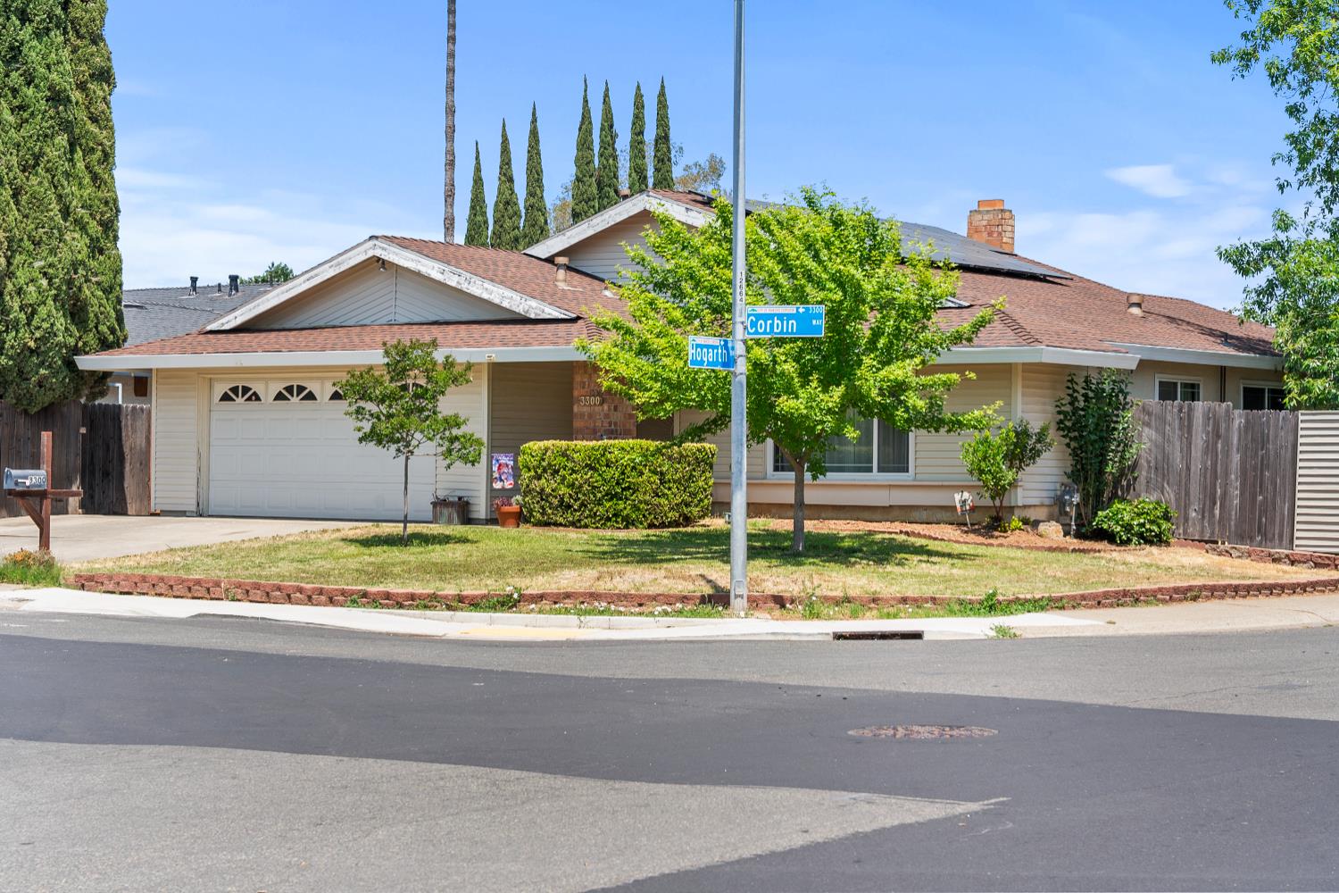 Corbin Way, Sacramento, California image 2